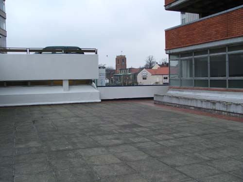 Upper level